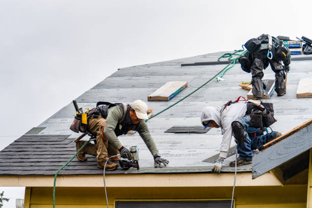 Professional Gutter Installation technician working in Topanga, CA